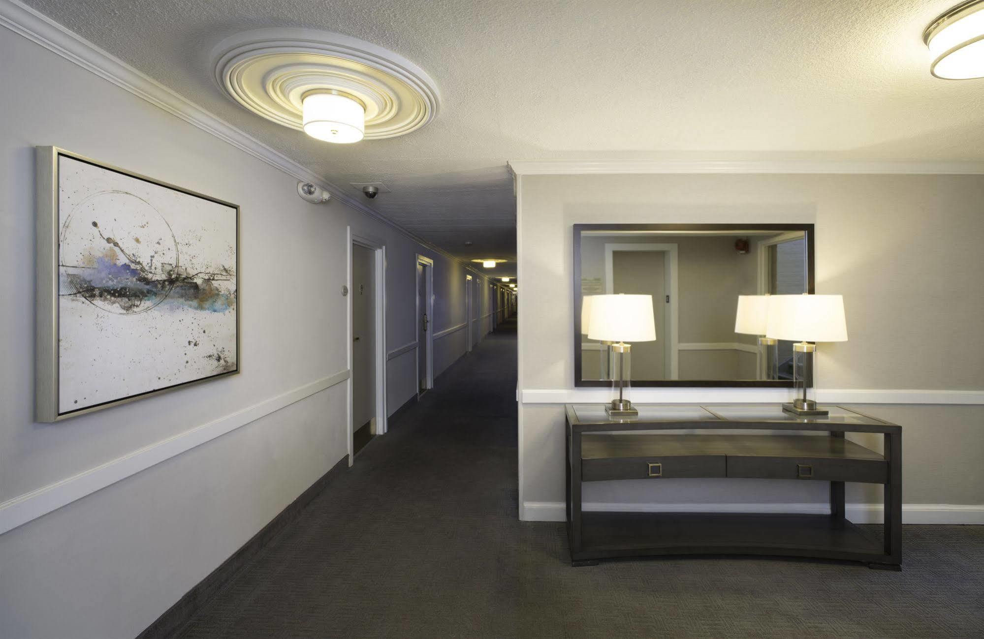 Bethesda Court Hotel Екстер'єр фото